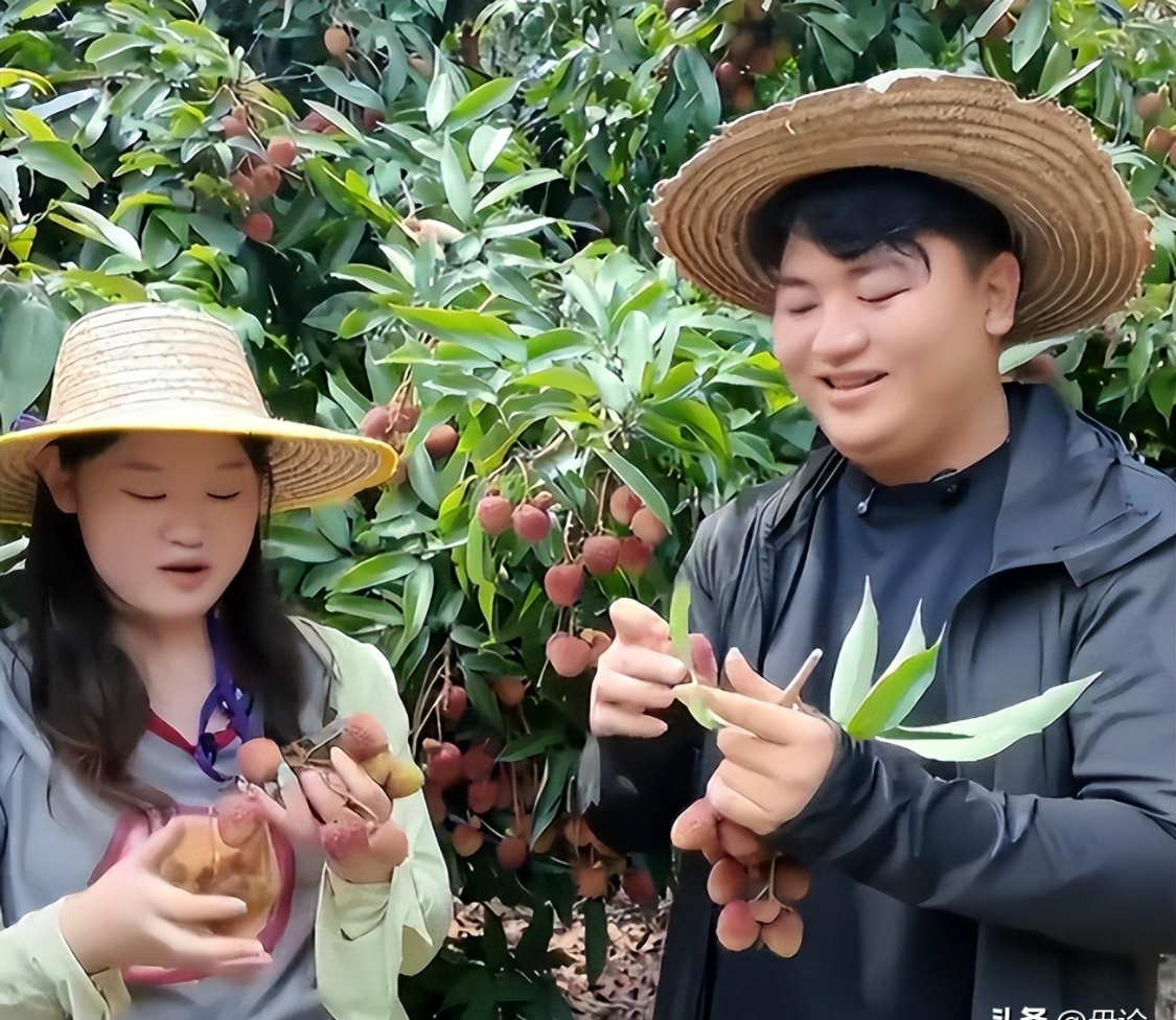 范赫克:世界杯首秀是巨大荣誉,很遗憾错失胜利但必须继续前进
