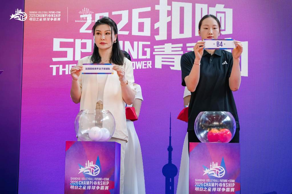 曼晚:加斯科因当年为钱拒曼联选热刺结果后悔终身,M费要注意了