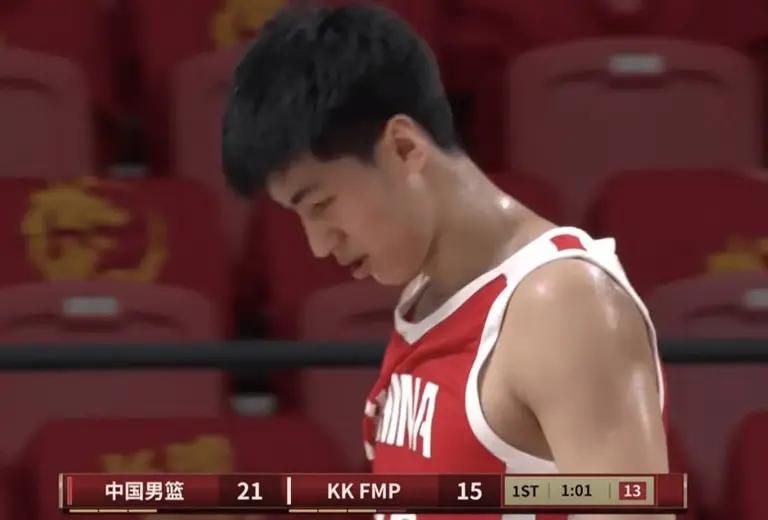 佛得角后卫迪尼伊：我们来世界杯不是陪跑，而是要全力拼下去