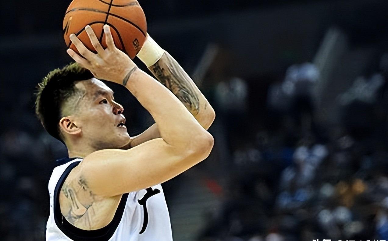 迈克·布朗的NBA冠军履历：尼克斯主帅有多少枚戒指？
