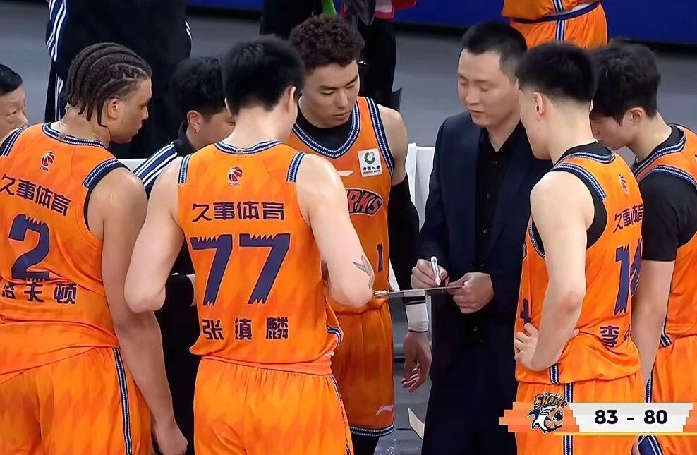 球盟会体育尽管哈登受到了轻罪指控,但这并不会有限的他与骑士的合同谈判?