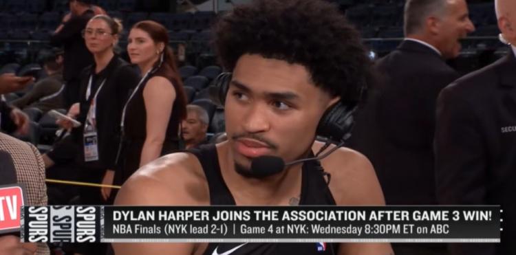 突发！福克斯取关马刺，字母哥交易倒计时，快船计划追求FMVP