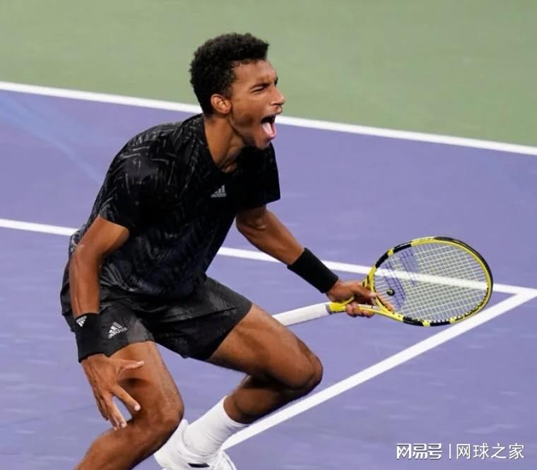 唐斯夸赞文班 尼克斯夺53年首冠