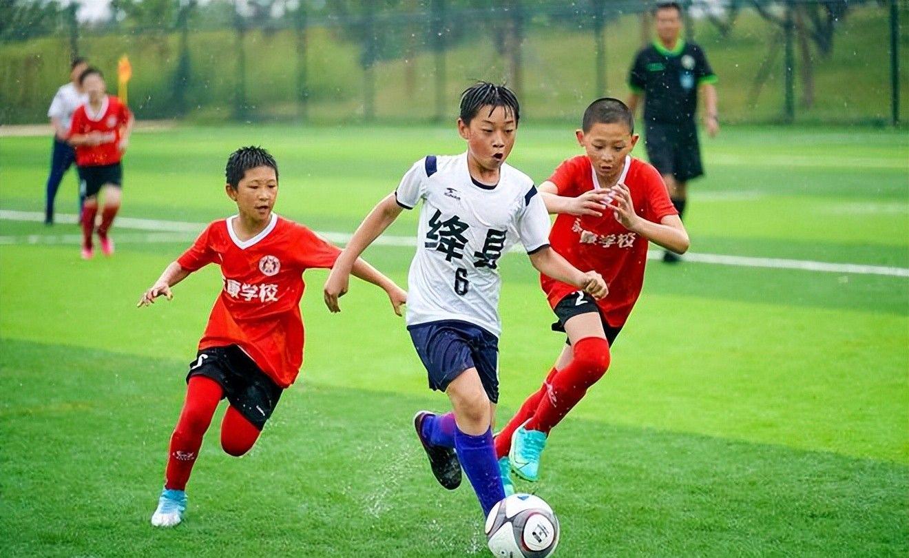 阿斯:杜兰将转会至加拉塔萨雷,加盟前他需签约纪律约束条款