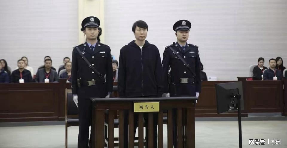 球盟会体育时速101公里!1.4亿欧熊皇拯救巴西队:底线过人+暴力抽射 安帅欢呼