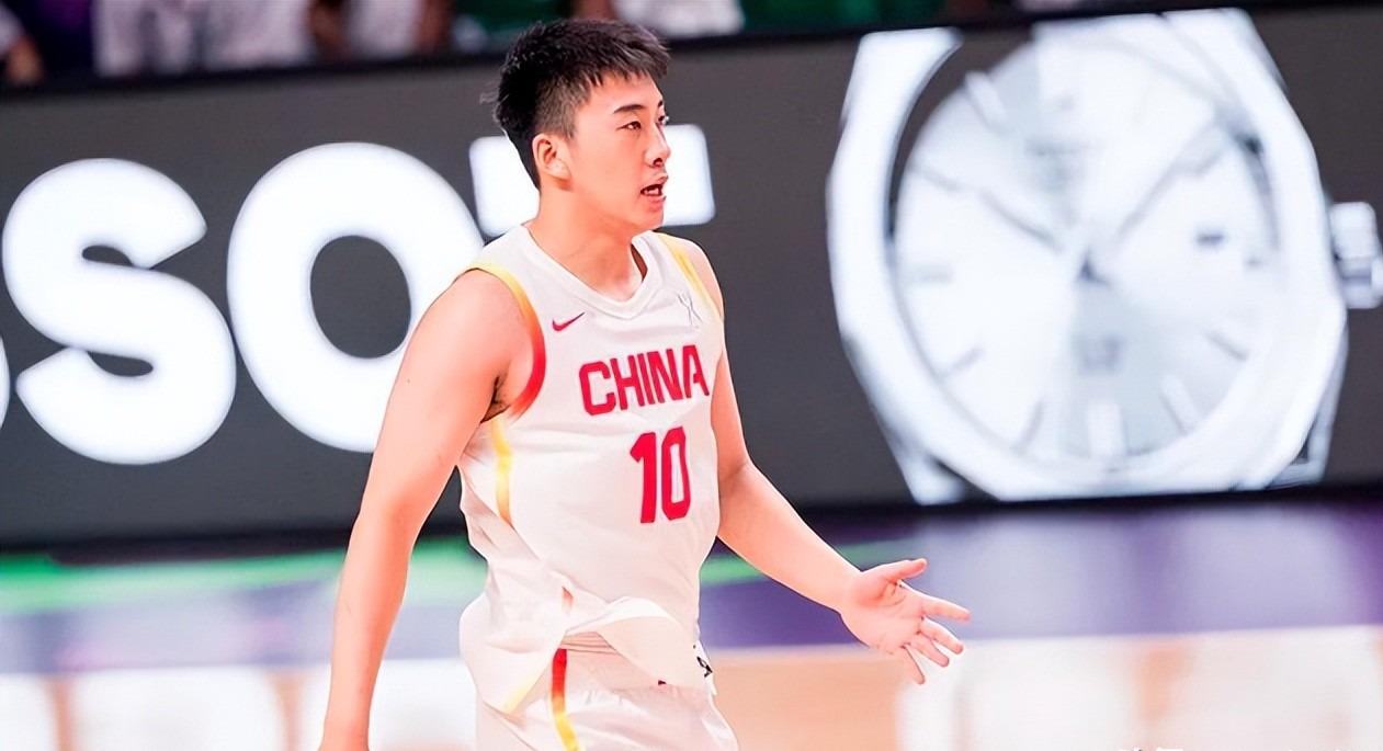 盘点外星人罗纳尔多五大经典球衣，2002世界杯夺冠球衣排第几？